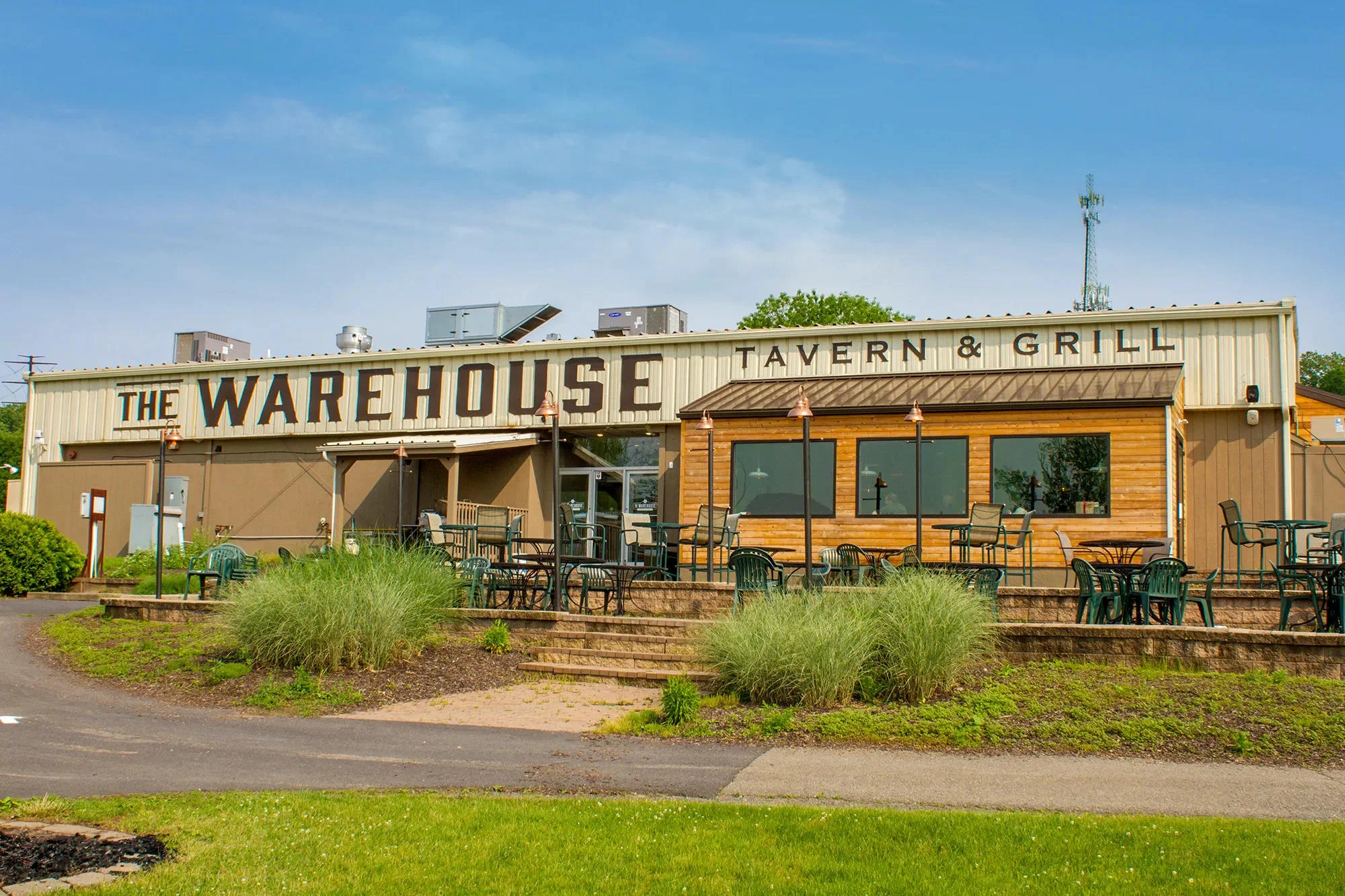 The Warehouse Tavern and Grill