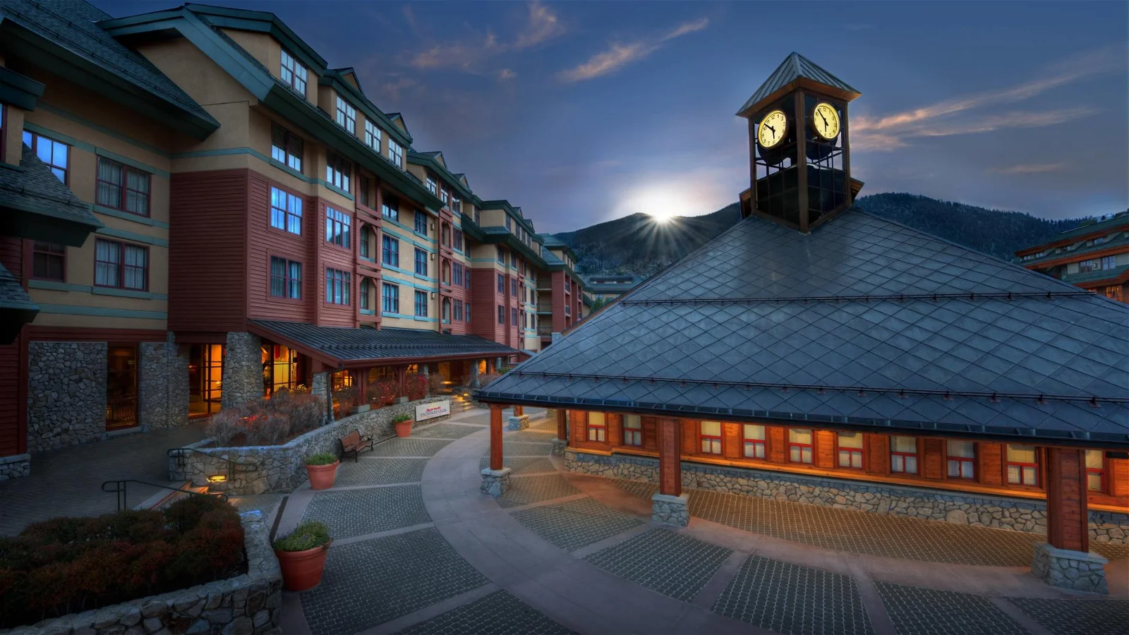 Marriott's Timber Lodge Exterior