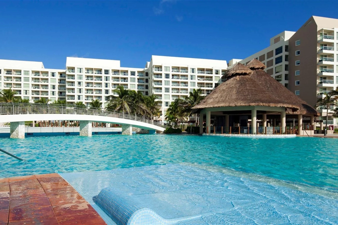 The Westin Lagunamar Ocean Resort Pool