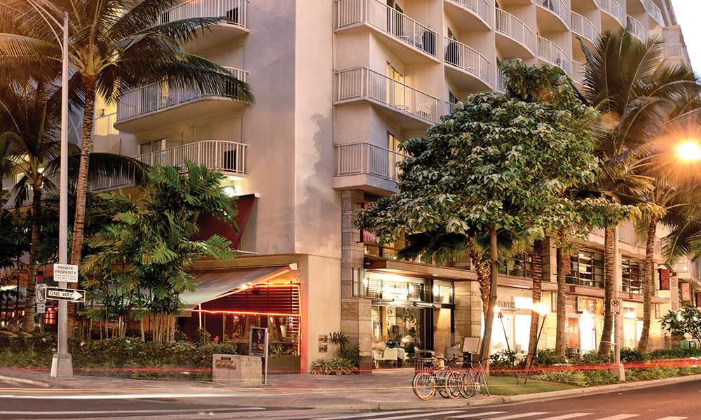 Wyndham At Waikiki Beach Walk