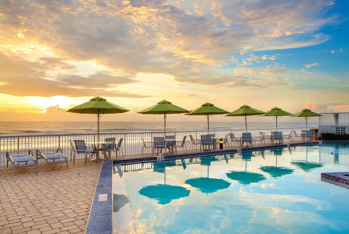 Seaside pool