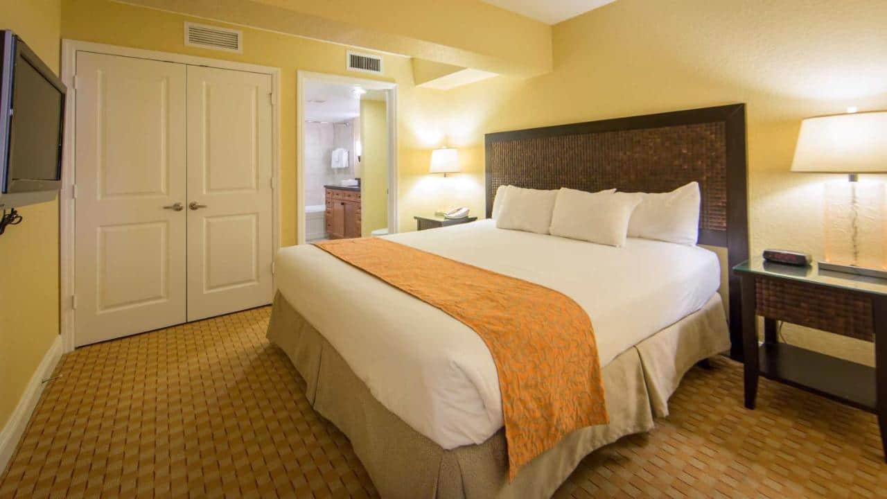 Holiday Inn Club Vacations At Orange Lake Resort Bedroom