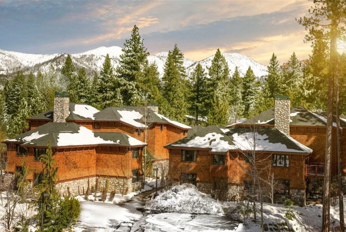 Hyatt High Sierra Lodge Exterior