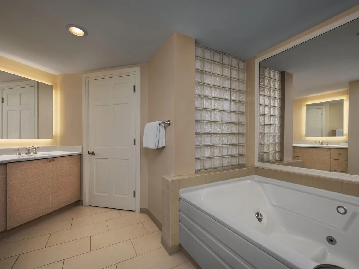 Bathroom With Soaking Tub