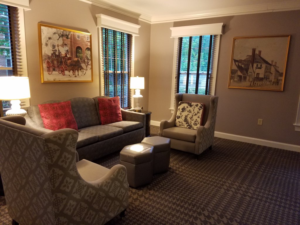 Marriotts Manor Club at Fords Colony Living Room