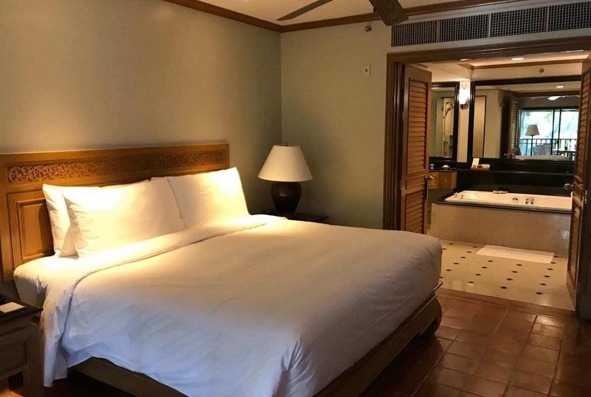 Marriott's Phuket Beach Club Bedroom2