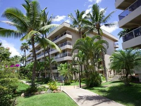 Maui Banyan Vacation Club Exterior