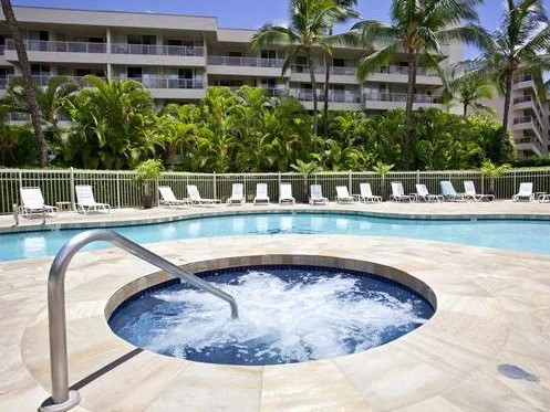 Maui Banyan Vacation Club Hot Tub