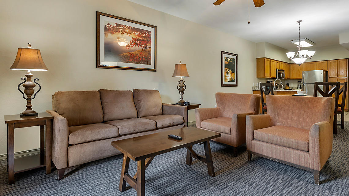 the falls village resort, a bluegreen resort living room