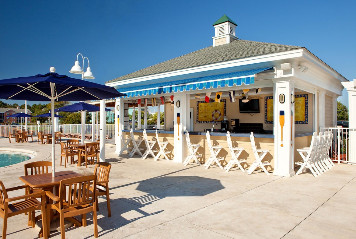 Harbour Lights pool clubhouse