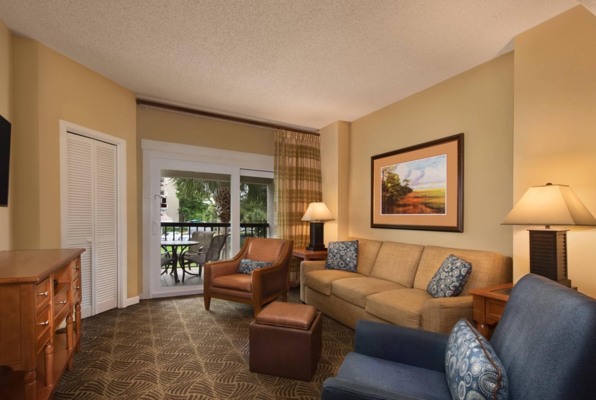 Marriott's Sunset Pointe Shelter Cove Living Room