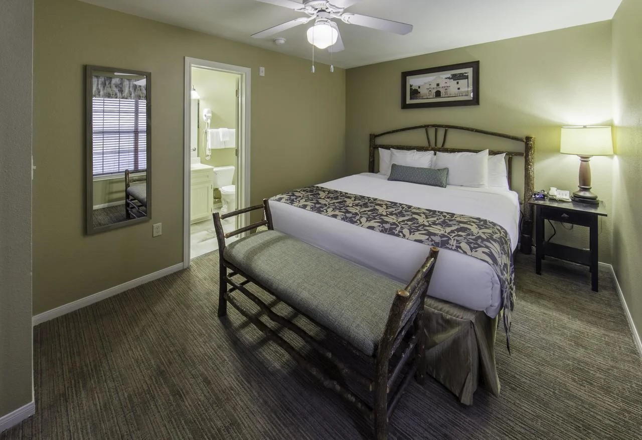 Silverleaf's hill country resort bedroom