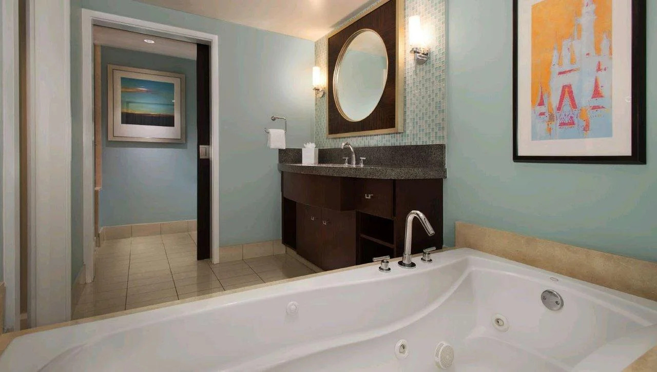 Bathroom with tub