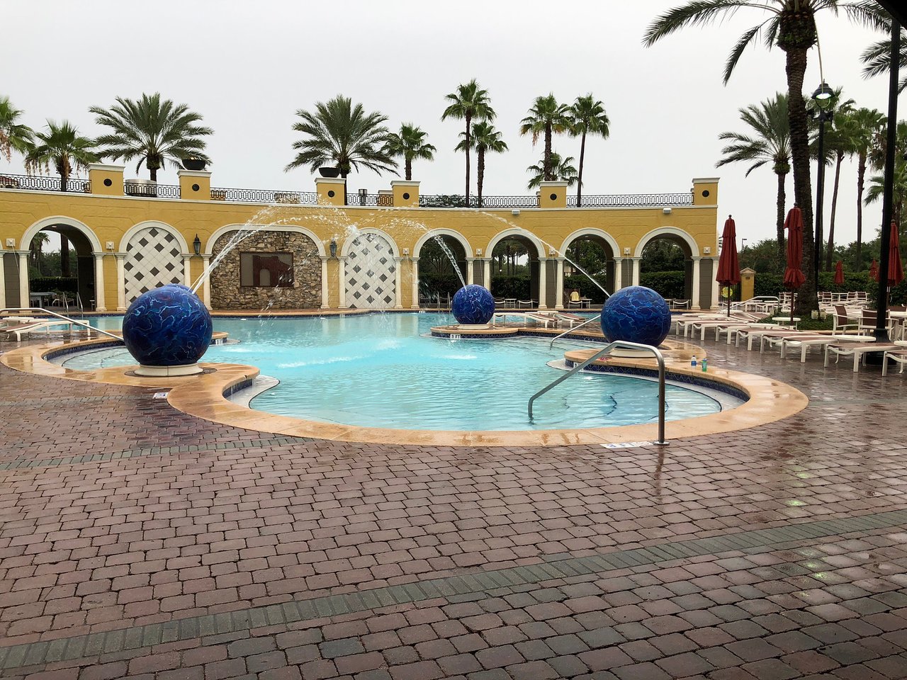 Hilton Grand Vacations at Tuscany Village Pool