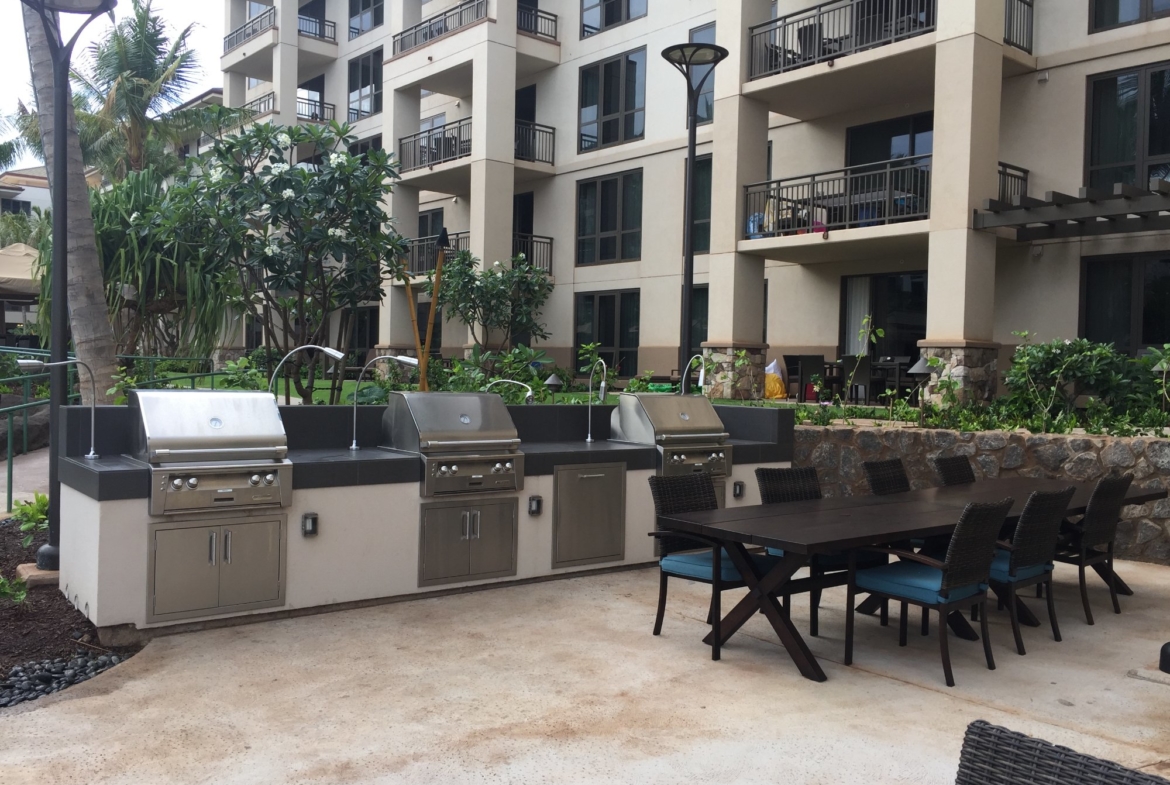 The Westin Nanea Ocean Villas, Ka'Anapali BBQ Area