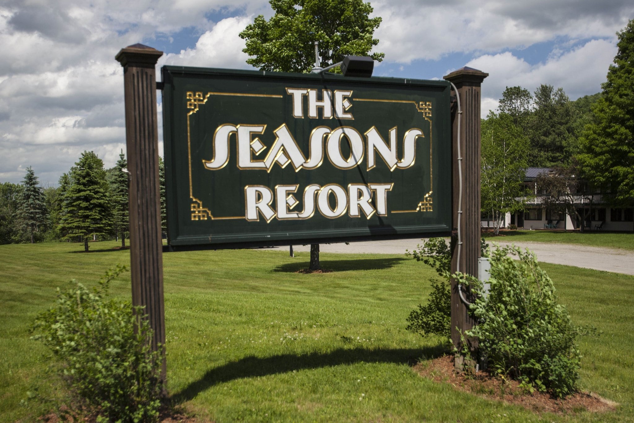 Sign of Resort