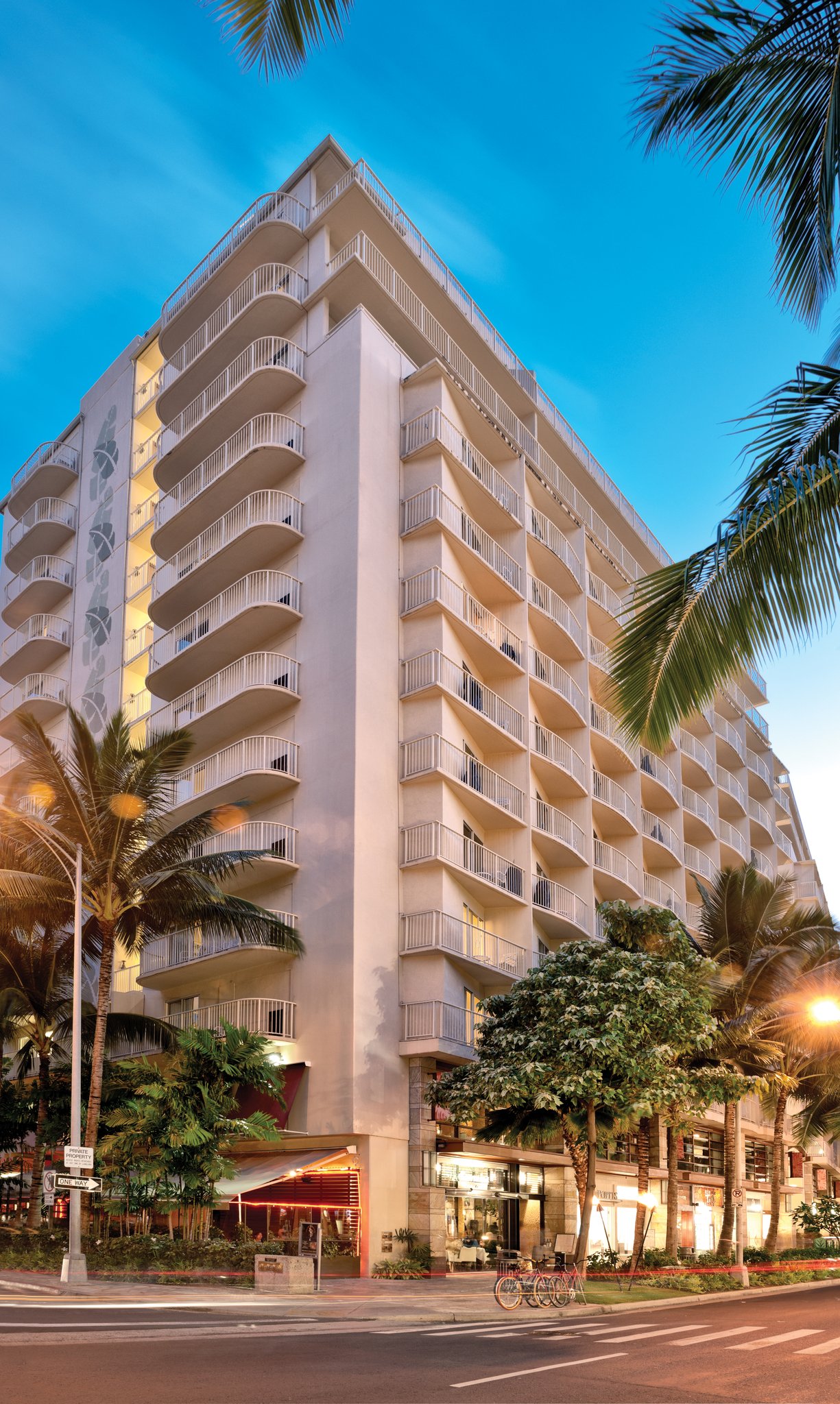 Wyndham at Waikiki Beach Walk