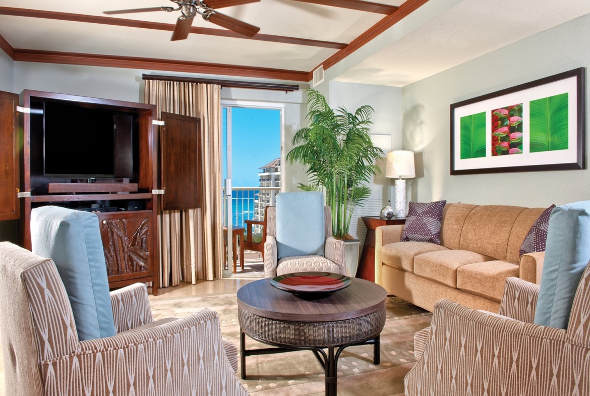 Wyndham at Waikiki Beach Walk living room