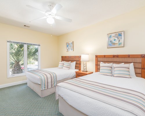 Double Bedroom: Coral Sands