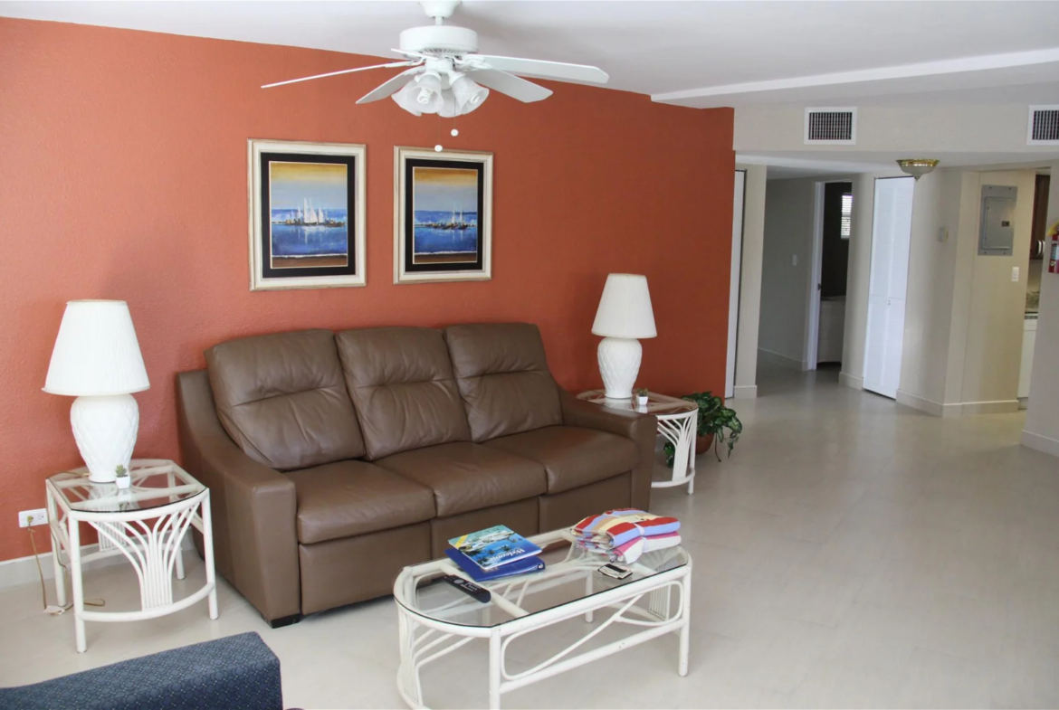 Ocean Reef Yacht Club and Resort Living Area