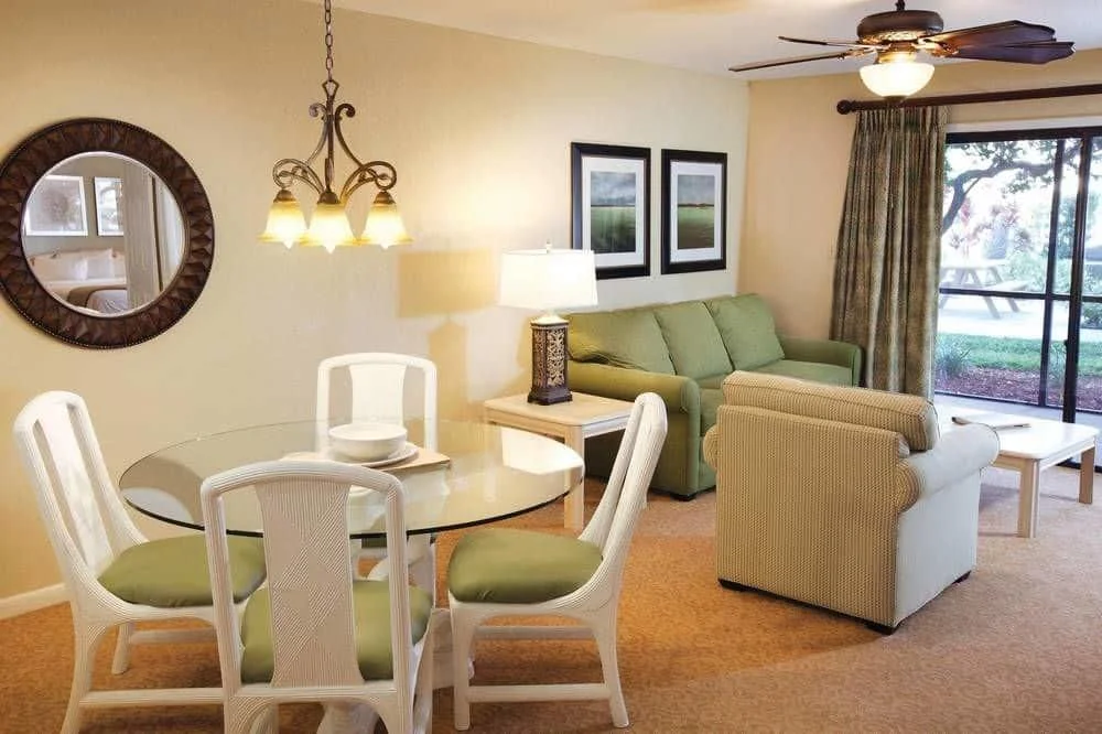 Orlando International Resort Club Living and Dining Area