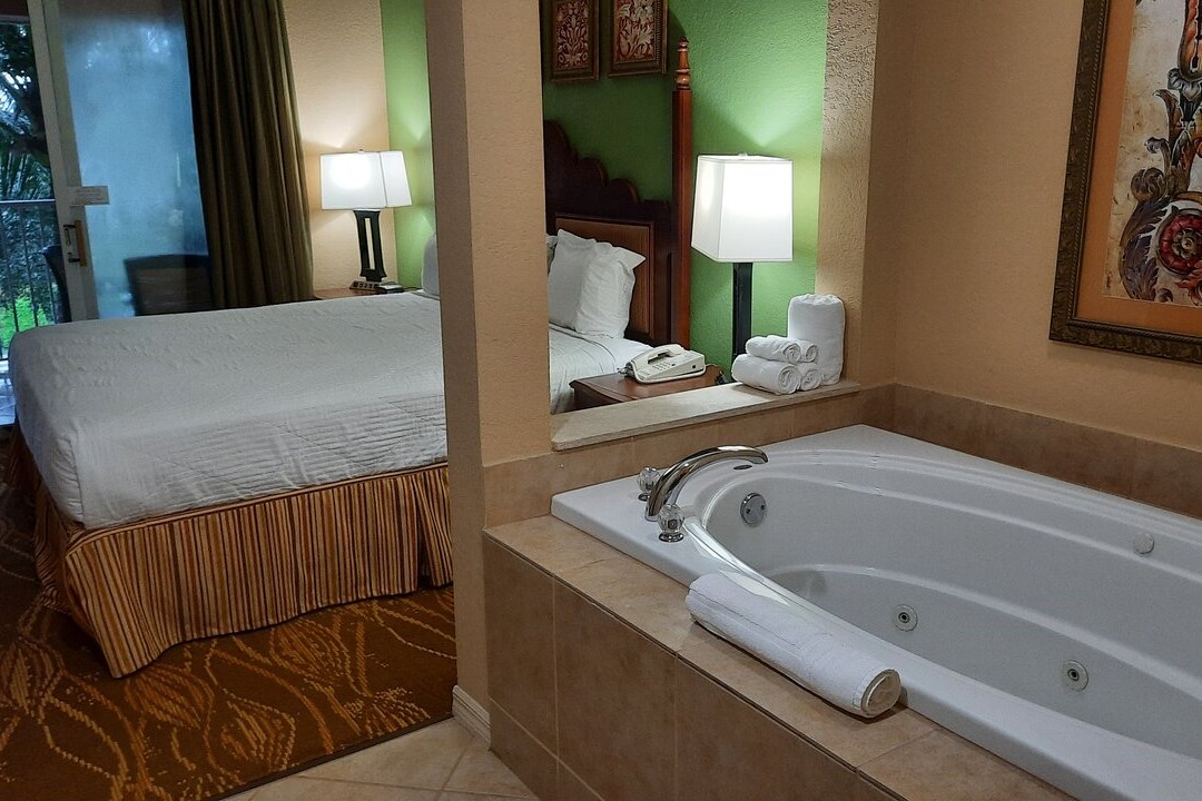 Mizner Place At Weston Town Center Bath