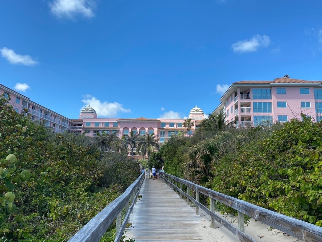 Palm Beach Shores Resort and Vacation Villas Walkway