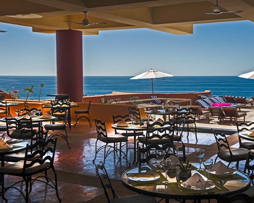 Oceanfront Dining