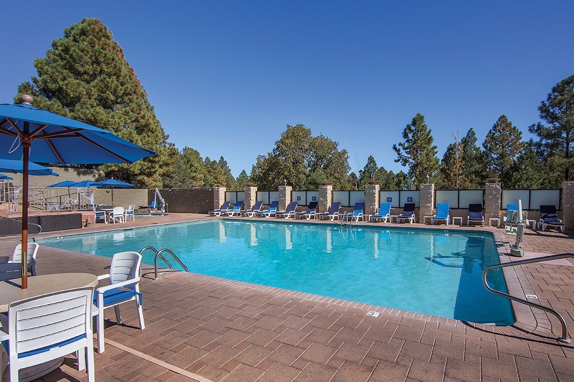 Wyndham Flagstaff Pool 2