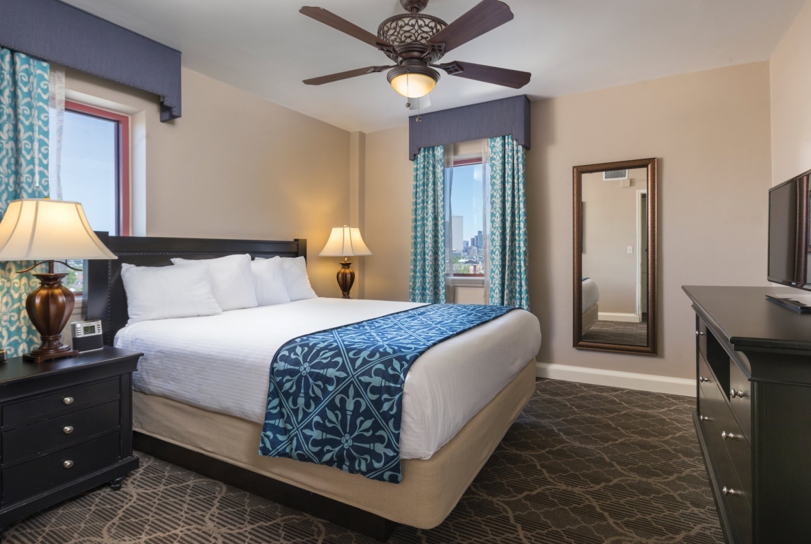 Wyndham New Orleans At Avenue Plaza master