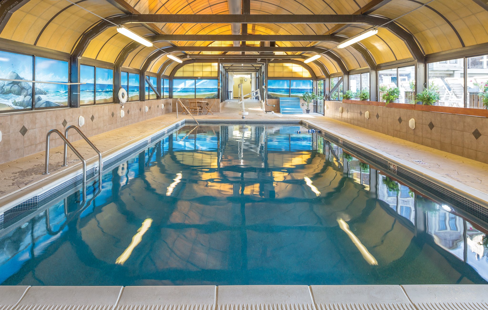 Wyndham Newport Onshore Indoor Pool indoor pool