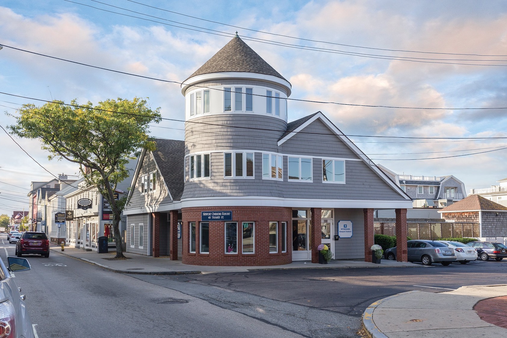 Wyndham Newport Onshore Front View Wyndham Newport Onshore front view