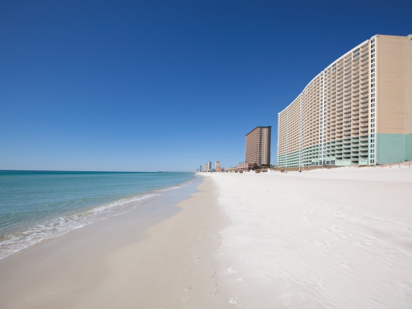 Wyndham Panama City Beach exterior