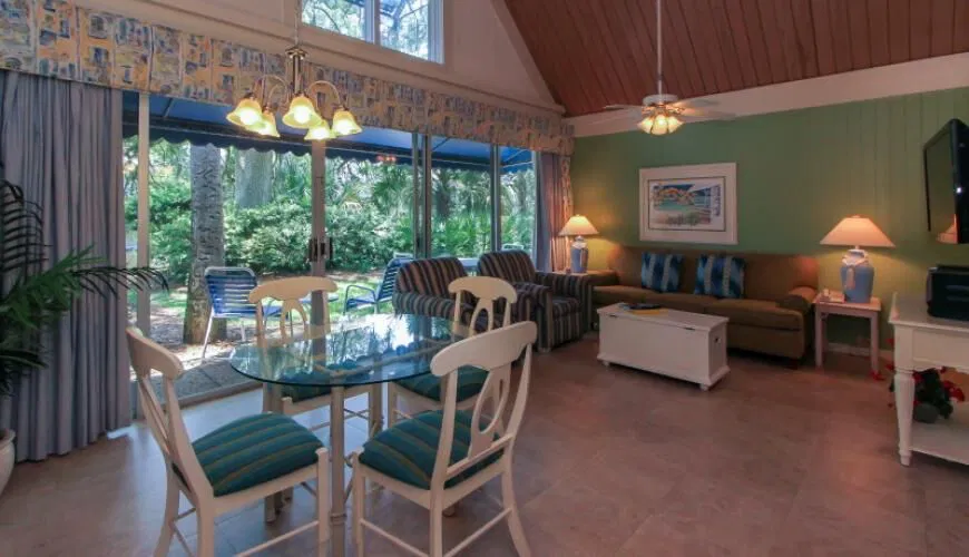 Village At Palmetto Dunes Dining Area