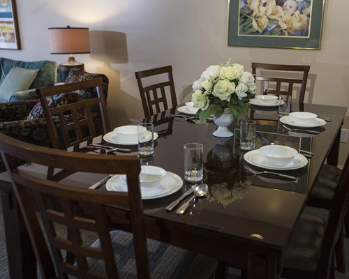 Pines At Treetop Condominiums Dining Area