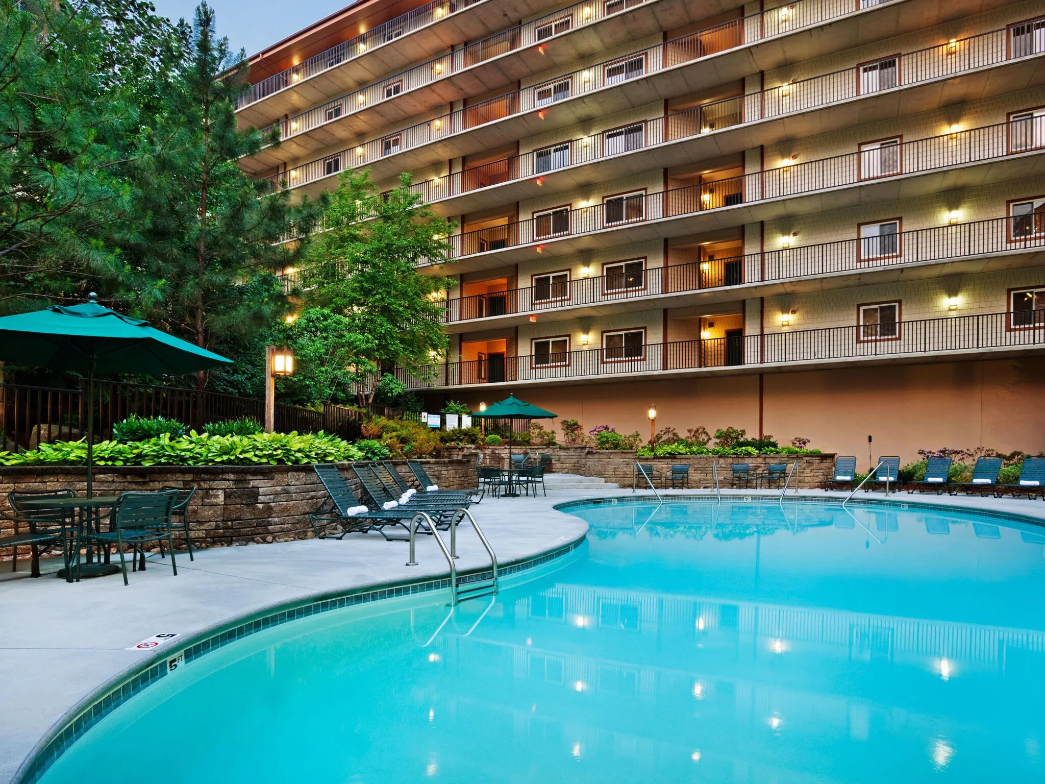 Holiday Inn Smoky Mountain Resort pool