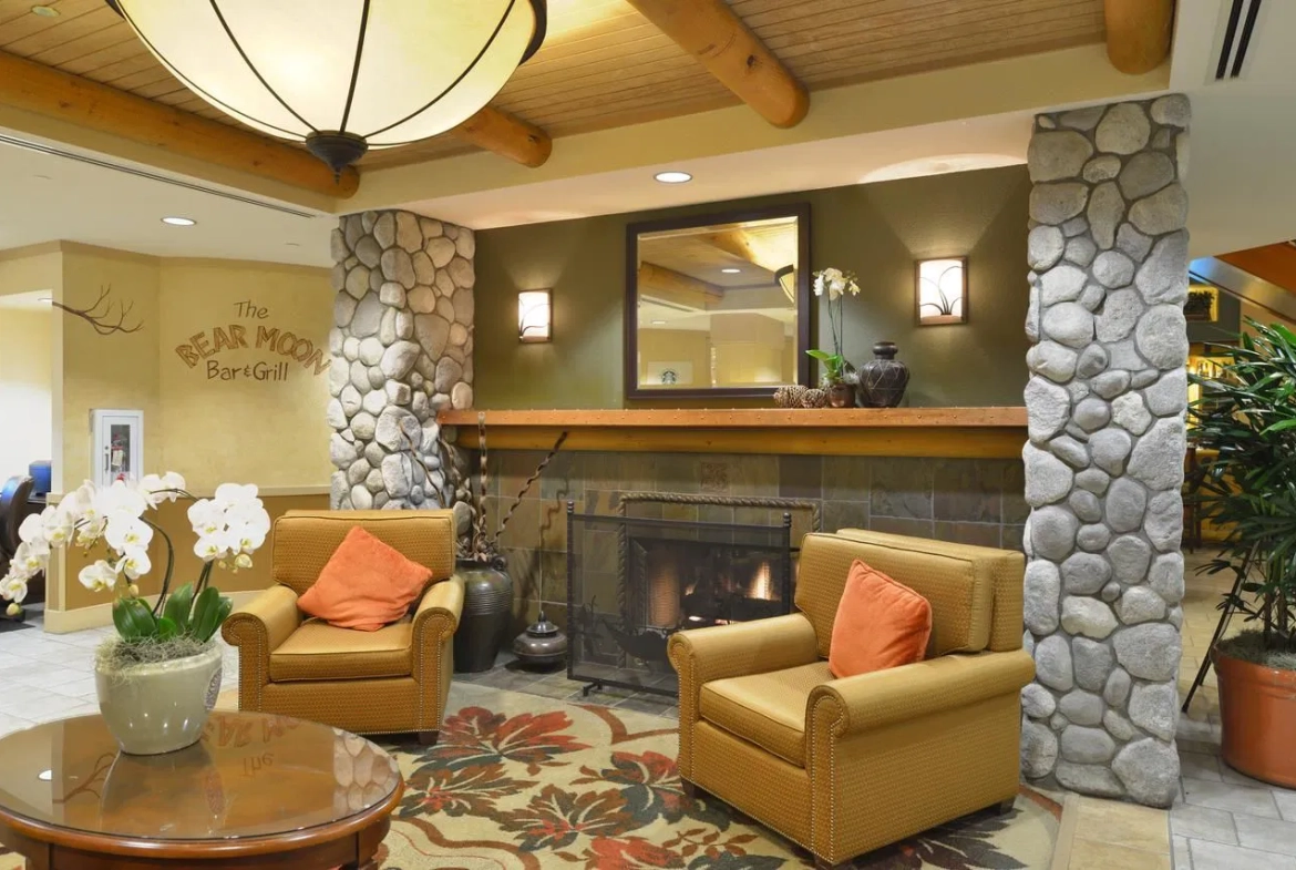 Lake Tahoe Vacation Resort living room