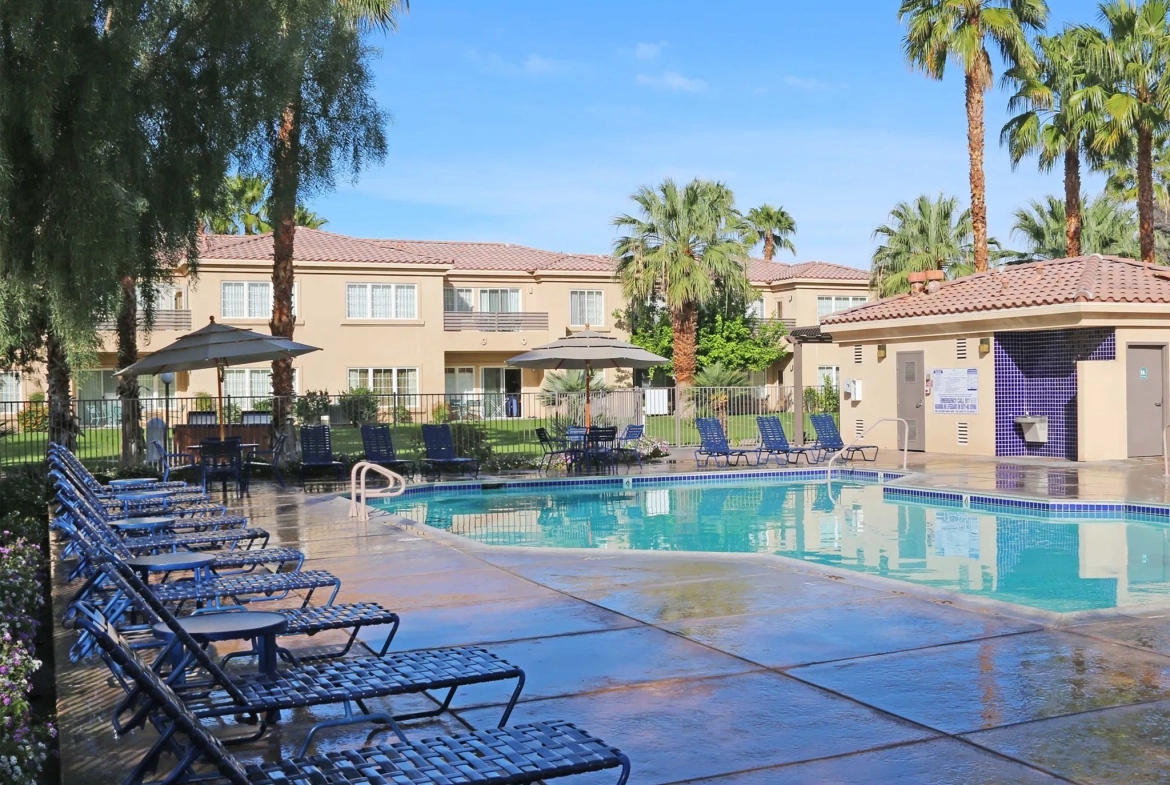 Raintree's Cimarron Golf Resort Pool Deck