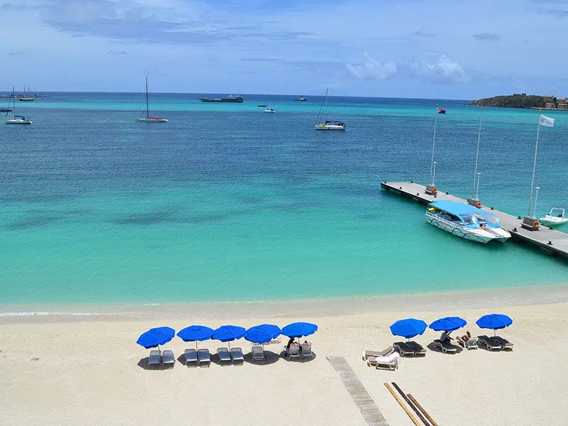 Sint Maarten Sea Palace Beach