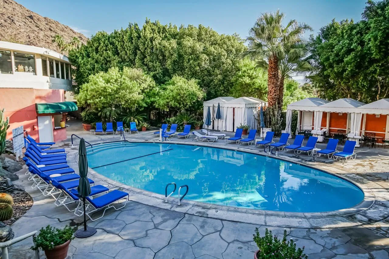 Palm Springs Tennis Club Pool