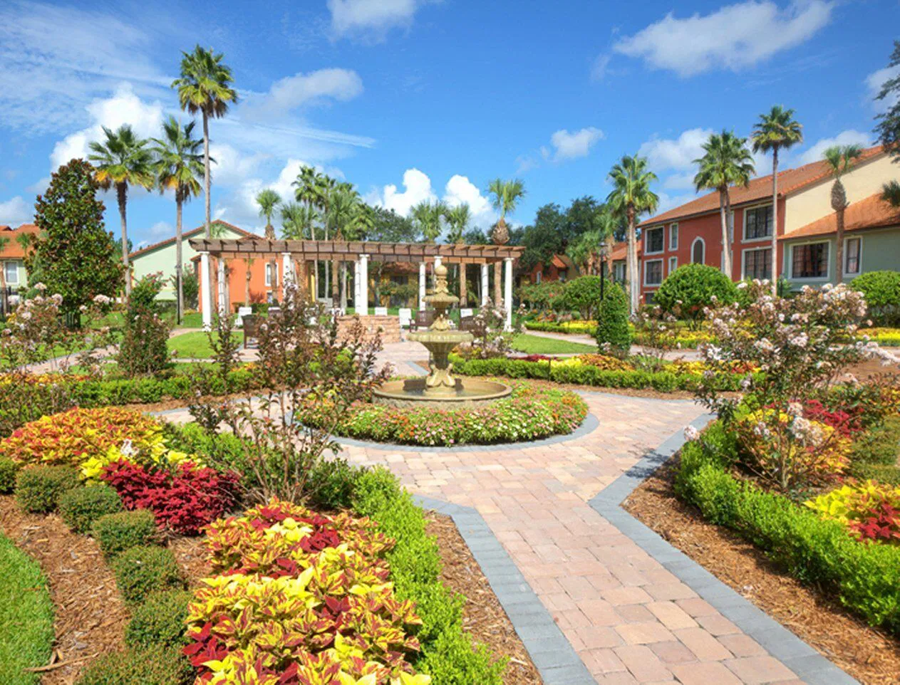 Legacy Vacation Club Orlando – Spas walkway