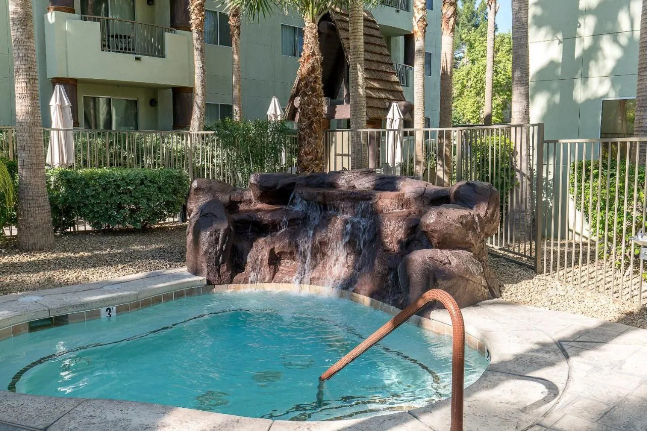 Tahiti Resort Hot Tub