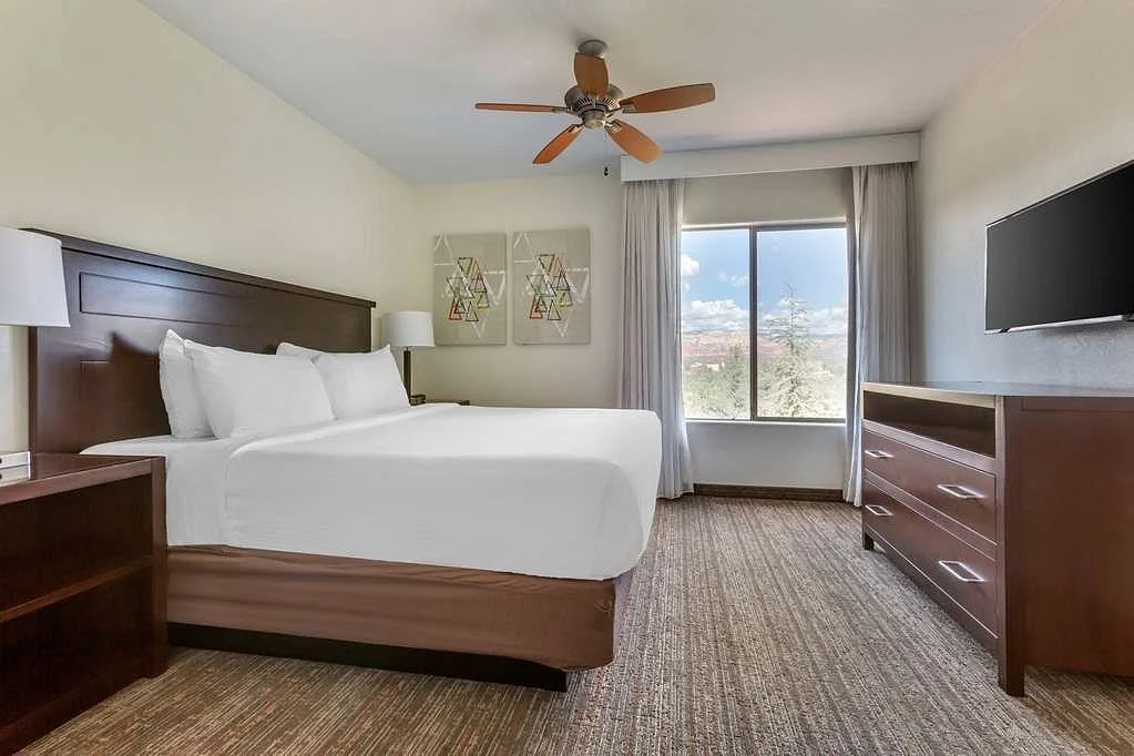 Diamond Sedona Summit bedroom