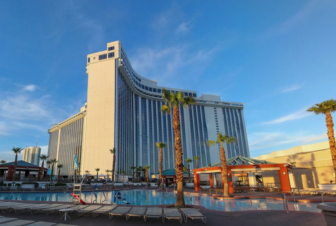 Westgate Las Vegas Resort & Casino Exterior