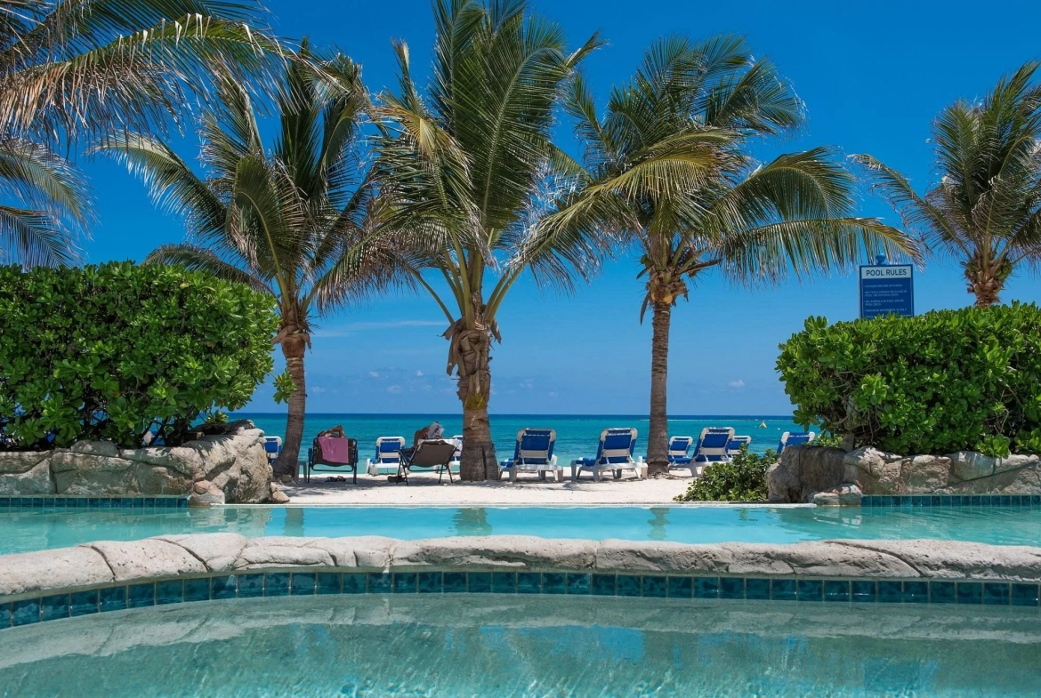 Wyndham Reef Resort Pool