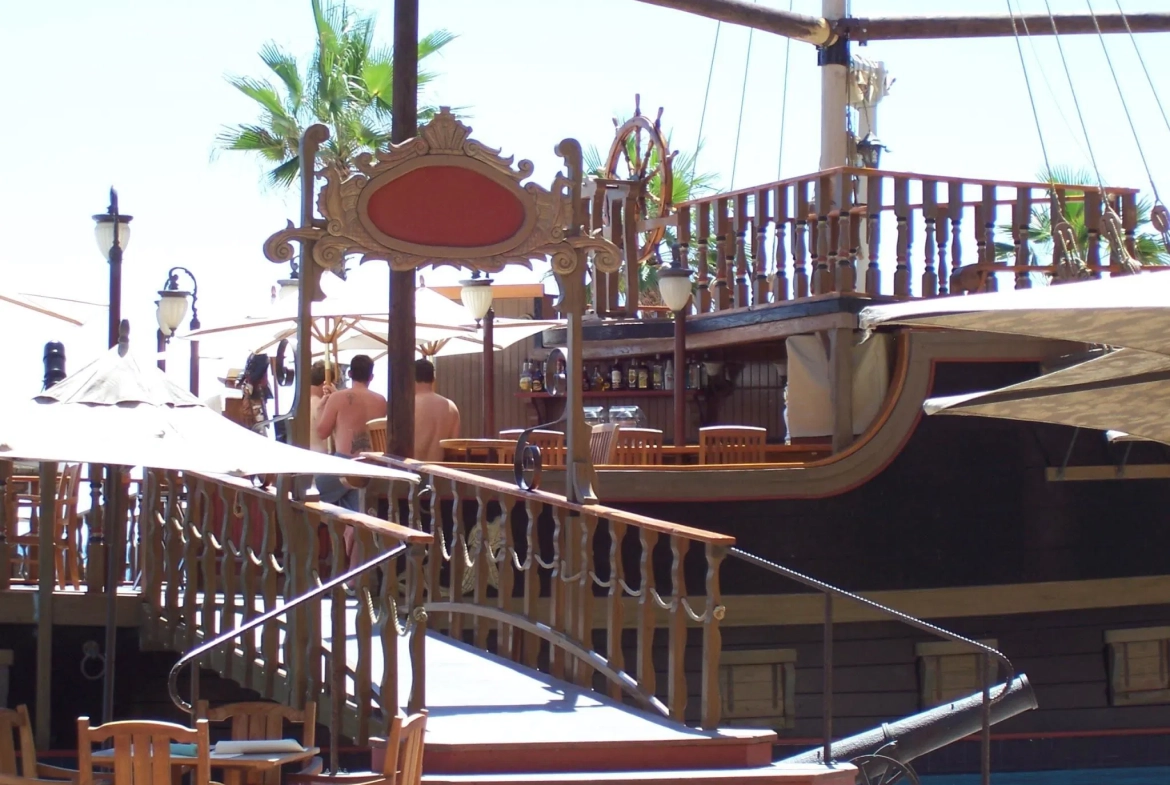 Villa Del Arco Pirate Ship Cafe