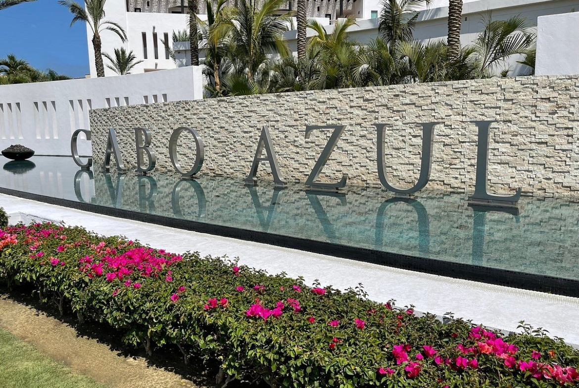 Cabo Azul Resort & Spa