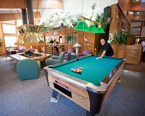 Club Tahoe pool table