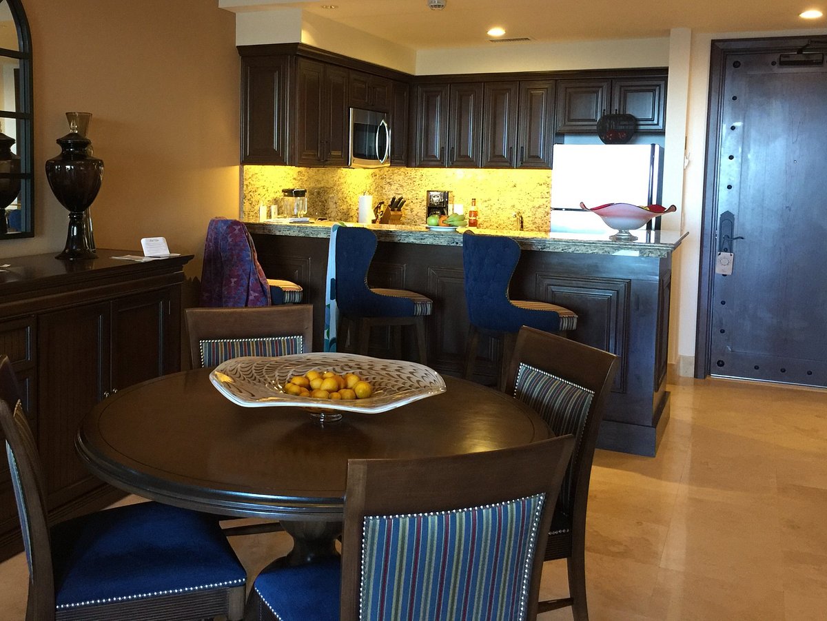Grand Solmar Land’s End Resort & Spa kitchen
