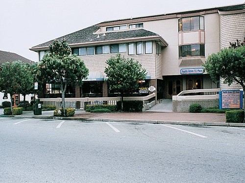 Pacific Grove Plaza